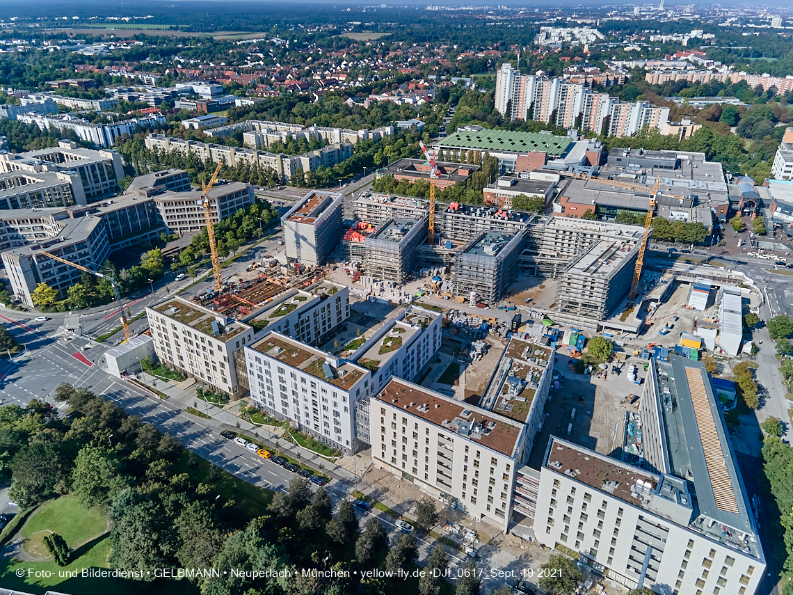 19.09.2021 - Perlach Plaza und Umgebung in Neuperlach 
